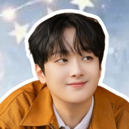 粉丝拍下的李灿元瞬间