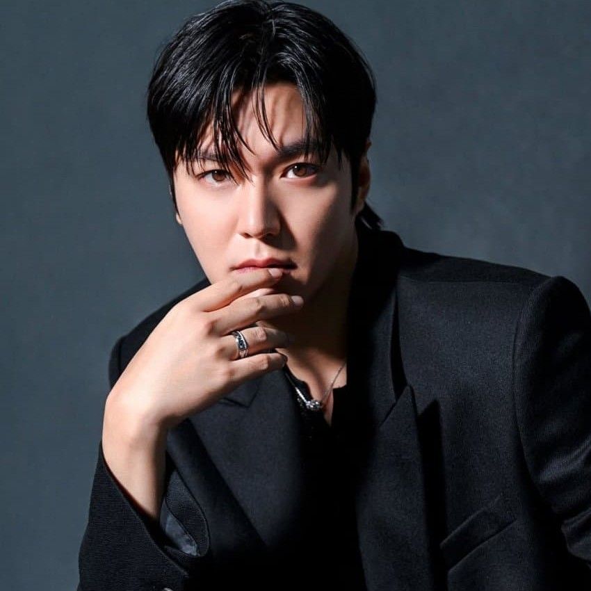 Recent activity shot of Lee Minho