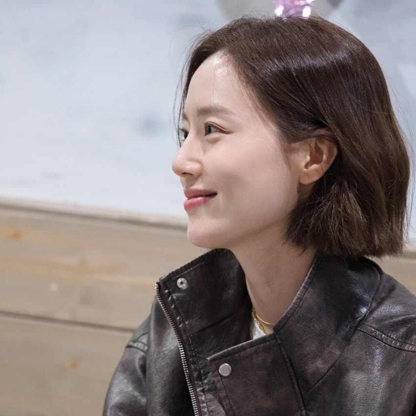 Behind-the-scenes cut of Moon Chaewon