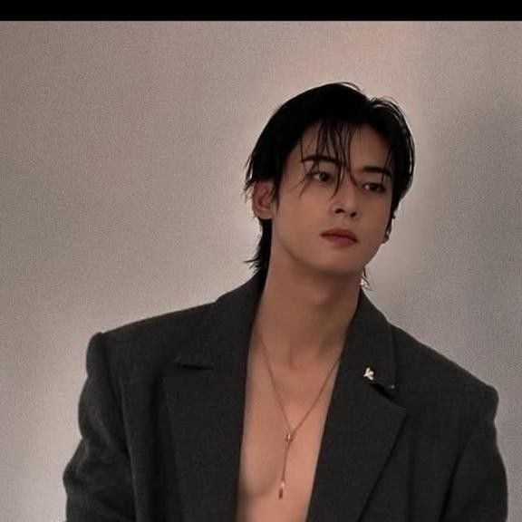 Momen yang diabadikan oleh penggemar Cha Eunwoo