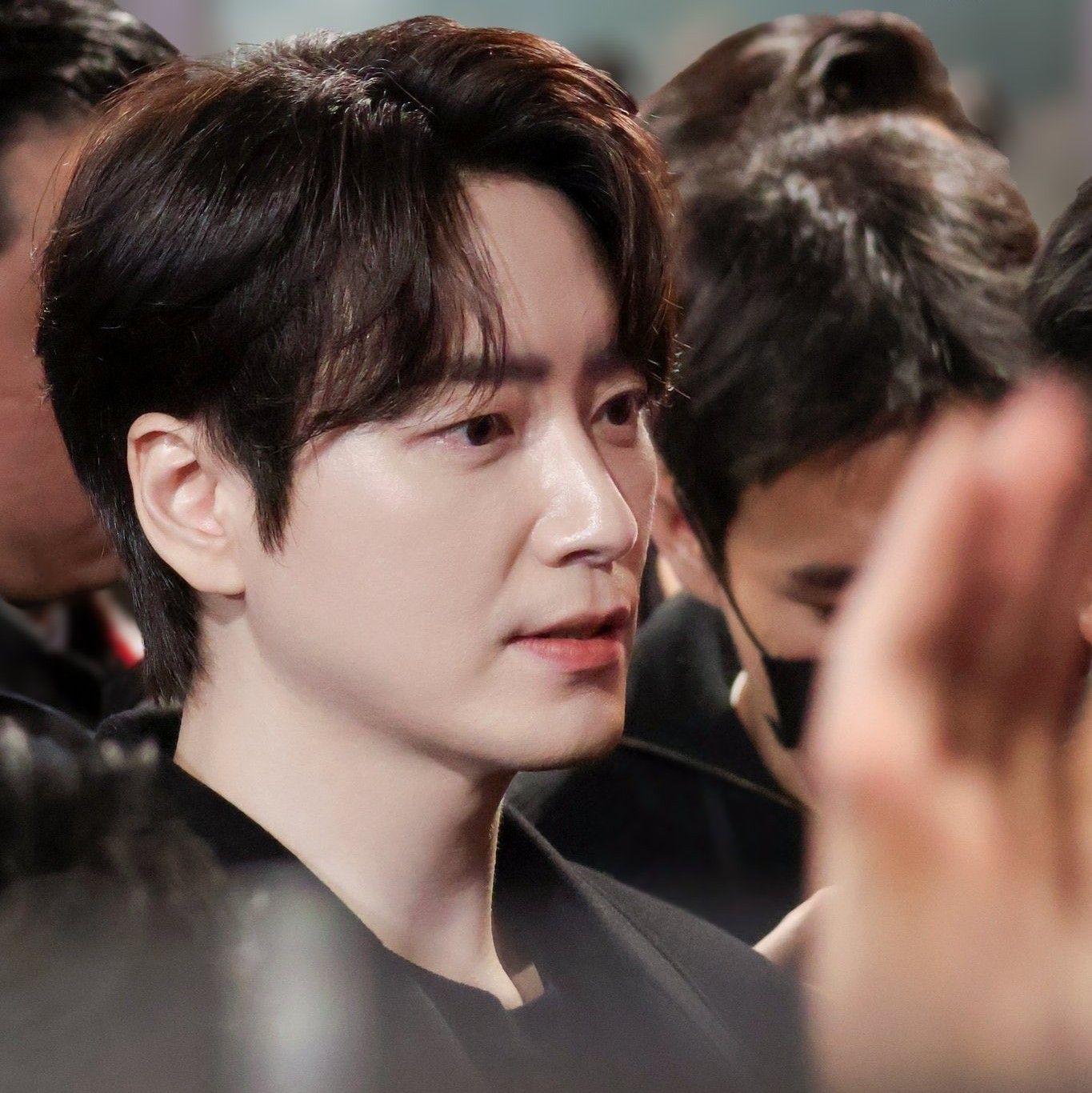 A moment captured by a fan of Lee Joonhyuk