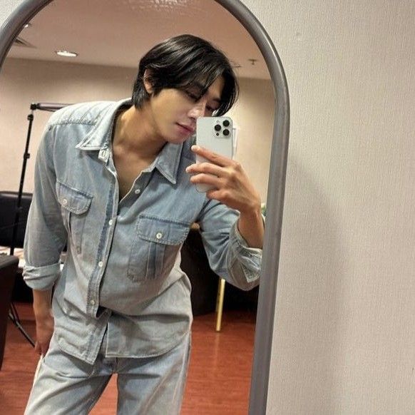 Latest photo of Ahn Hyoseop