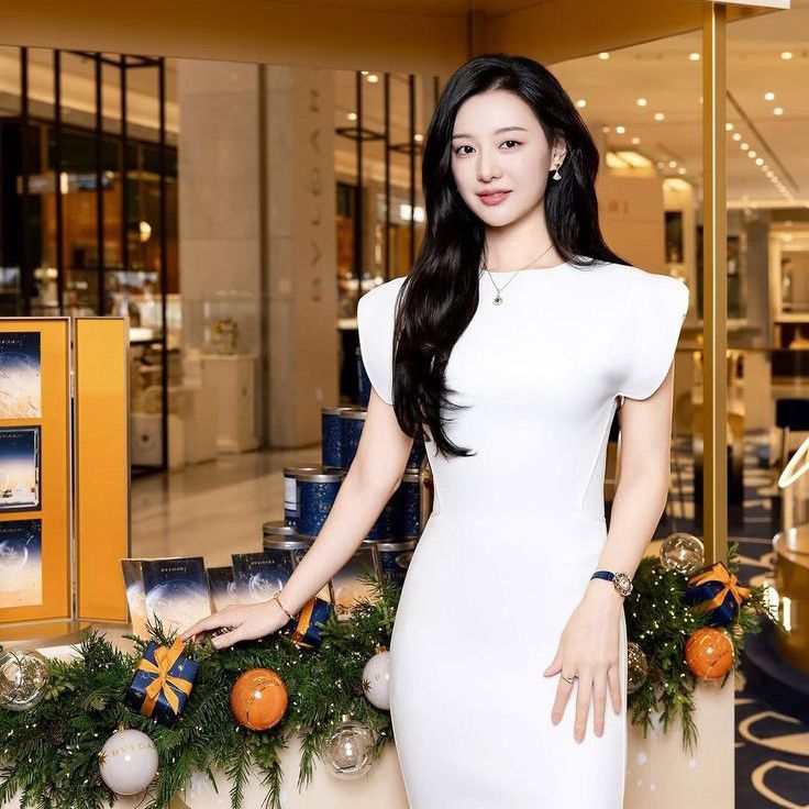 A moment captured by a fan of Kim Jiwon