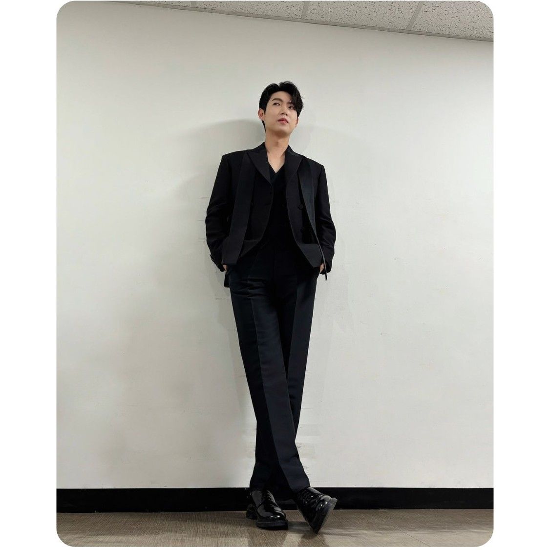 Behind-the-scenes cut of Son Taejin