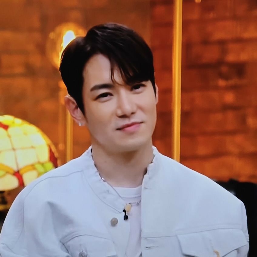Latest photo of Hwanhee