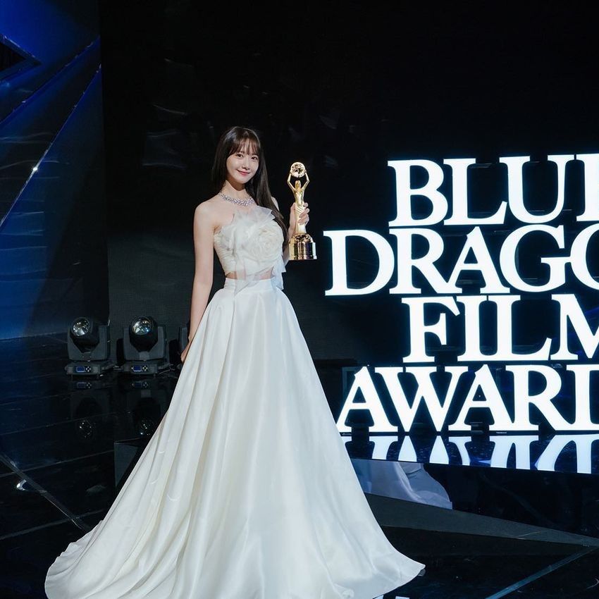 Latest photo of Yoona