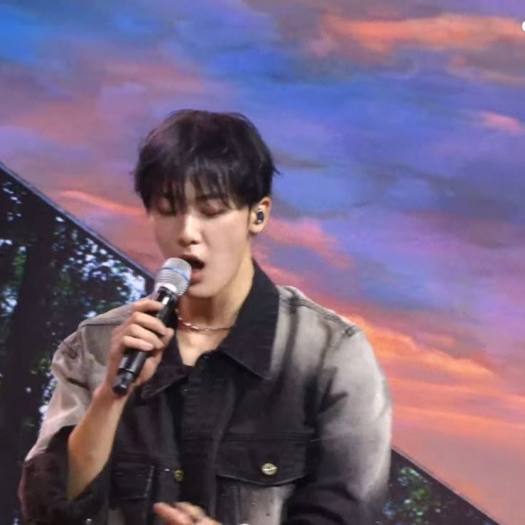 Latest photo of Yoon Sanha