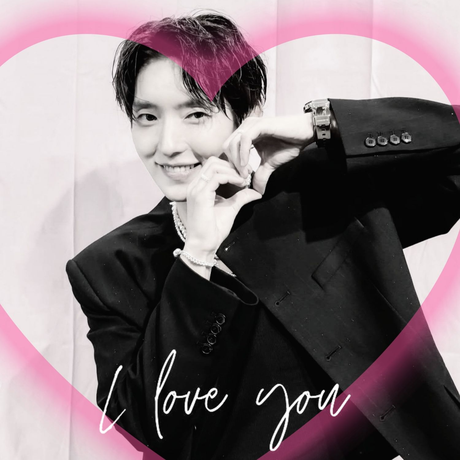 Recent activity shot of Lee Joongi