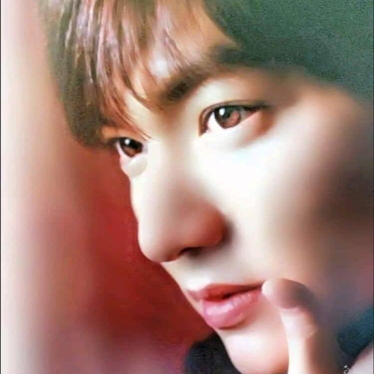 粉絲拍下的李敏鎬瞬間