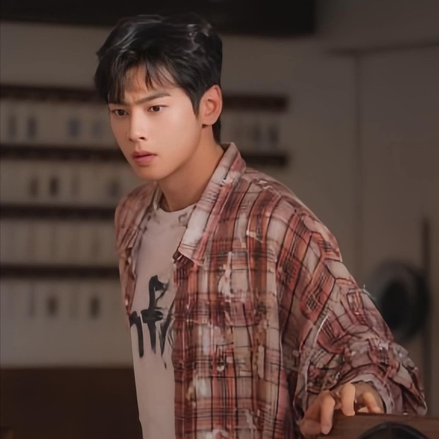 A moment captured by a fan of Cha Eunwoo