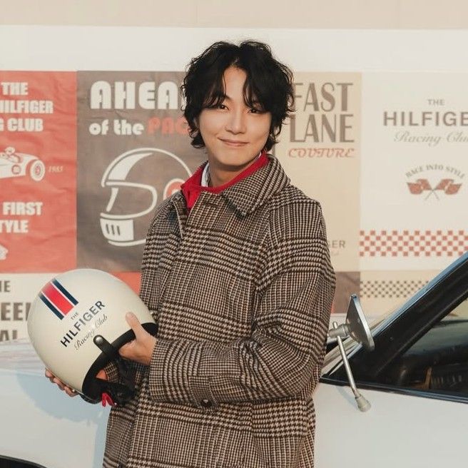 Foto kegiatan terbaru dari Yoon Shiyoon