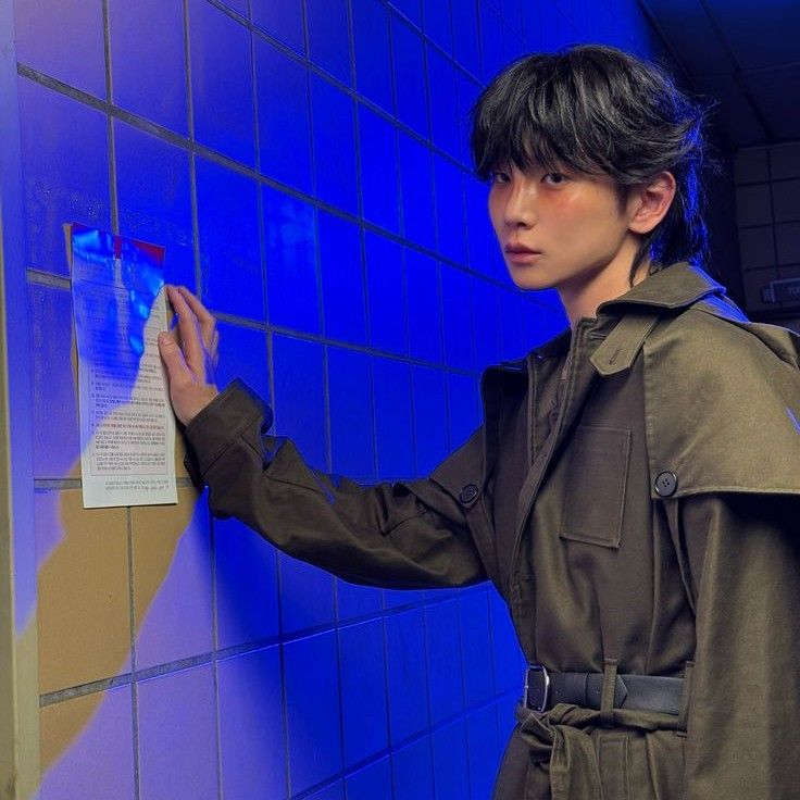 Behind-the-scenes cut of Key