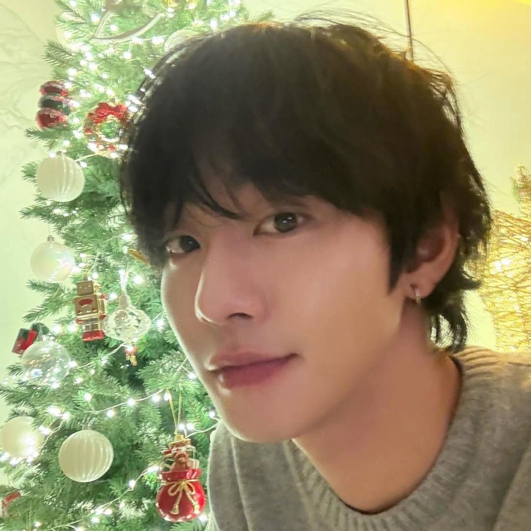 安孝燮的最新照片