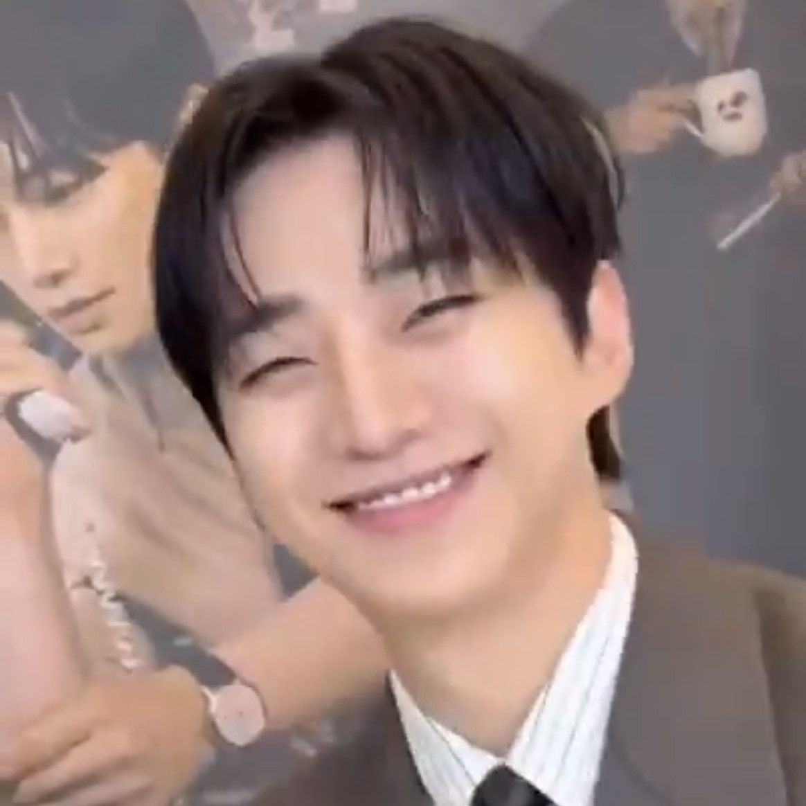 粉絲拍下的李俊昊瞬間