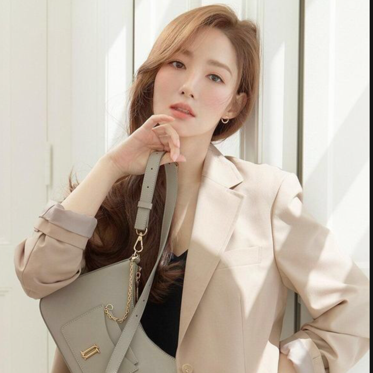 Latest photo of Park Minyoung