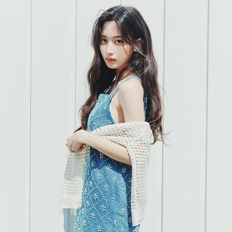 Latest photo of Mun Kayoung