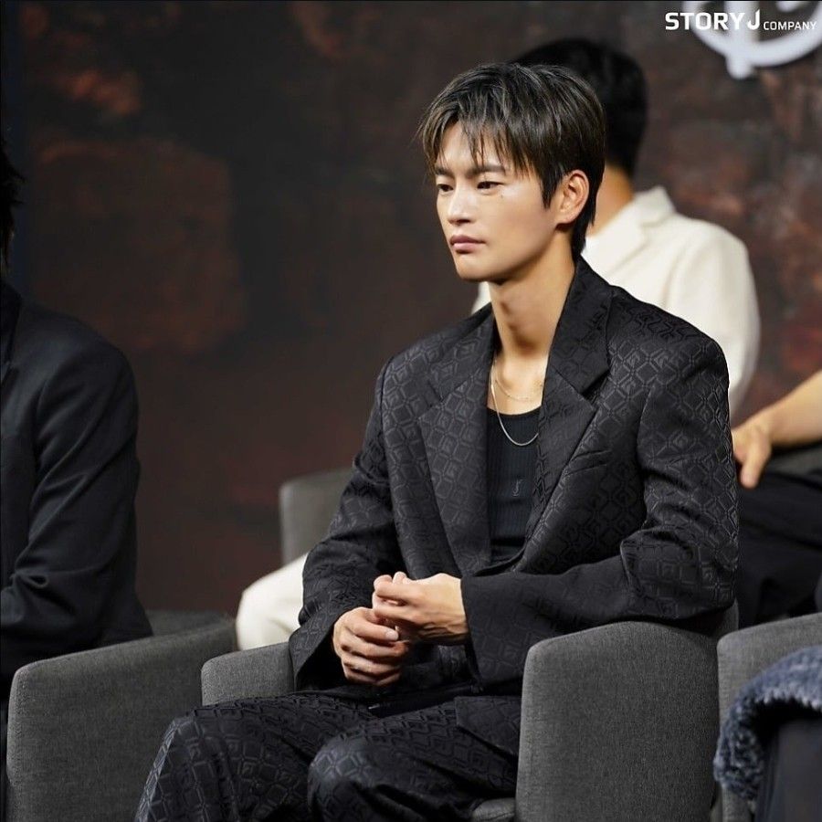 Behind-the-scenes cut of Seo Inguk
