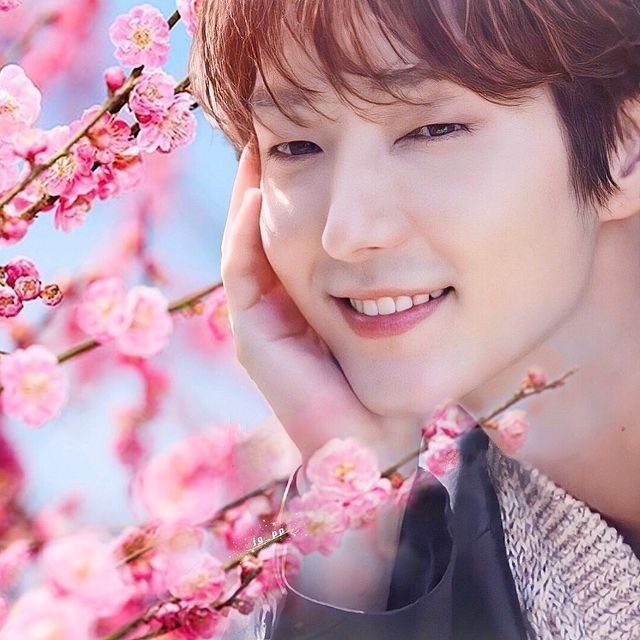 Behind-the-scenes cut of Lee Joongi