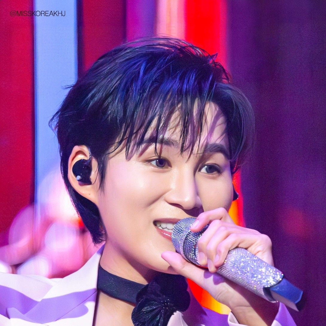 粉丝拍下的金熙栽瞬间