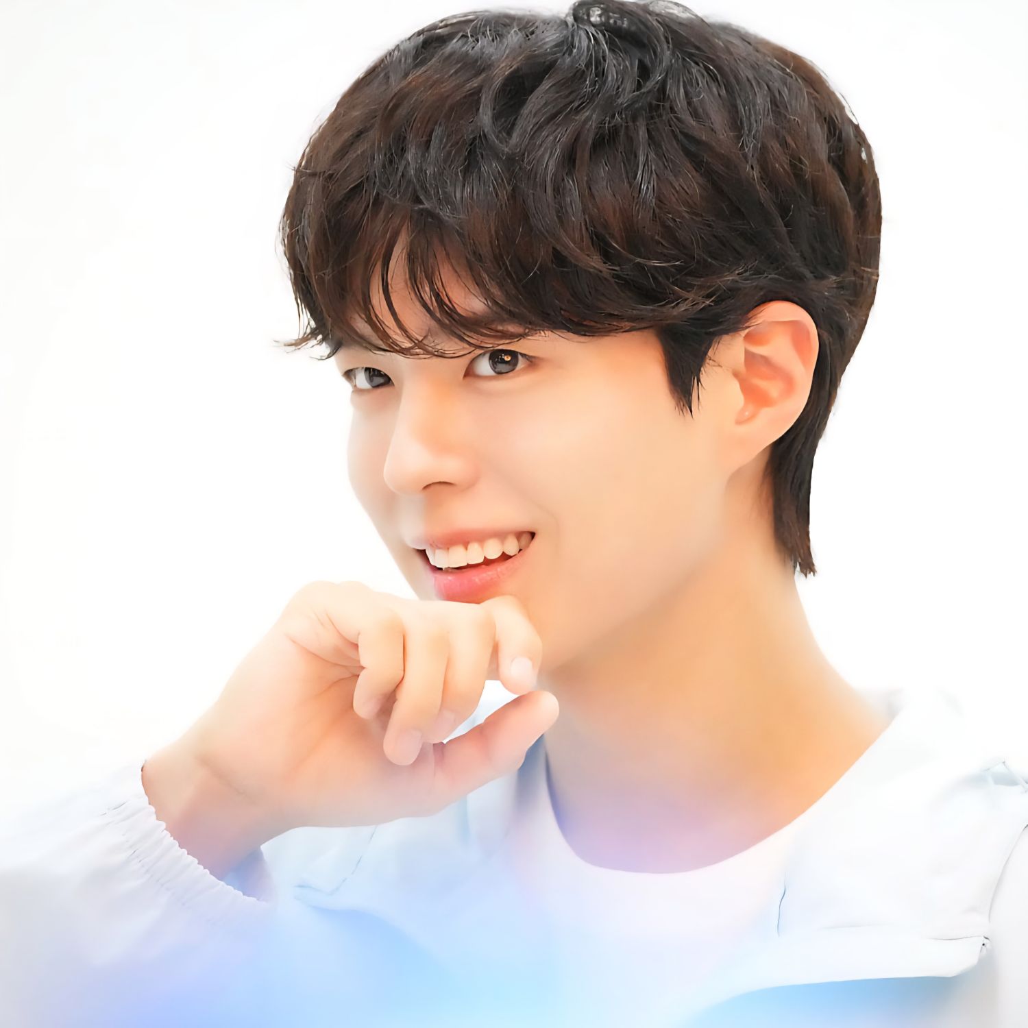 粉丝拍下的朴宝剑瞬间