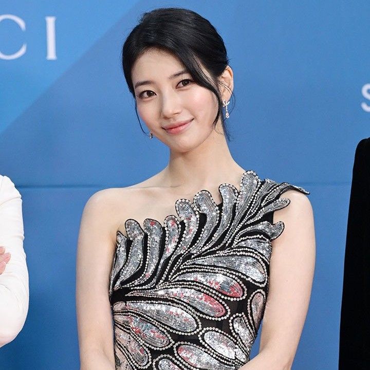 Latest photo of Bae Suzy