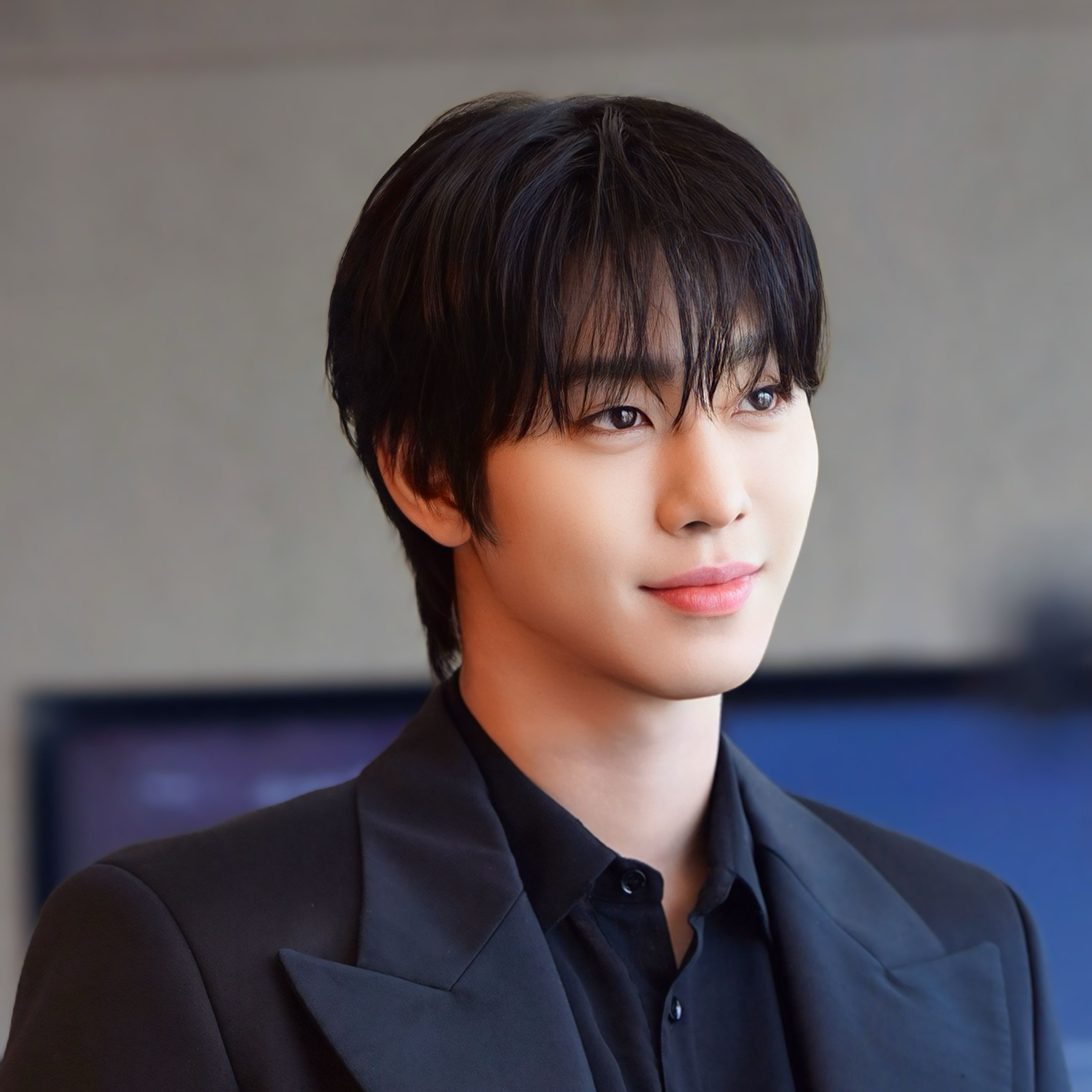 Behind-the-scenes cut of Ahn Hyoseop