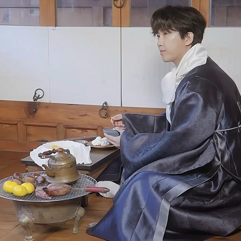 Momen yang diabadikan oleh penggemar Lim Youngwoong