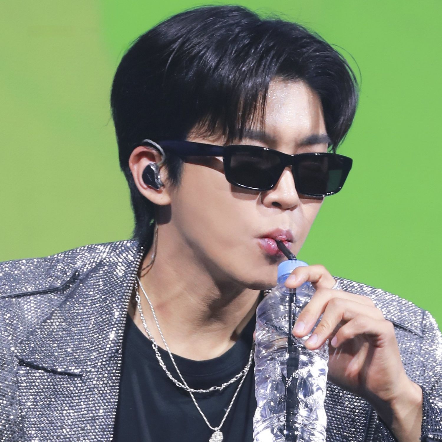 A moment captured by a fan of Lim Youngwoong