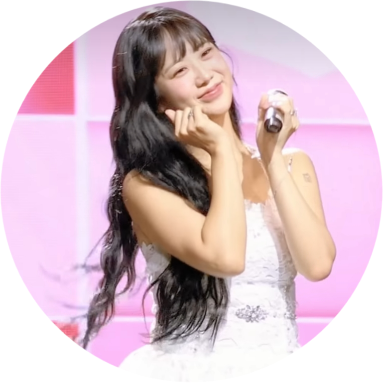 Recent activity shot of Kang Hyeyeon