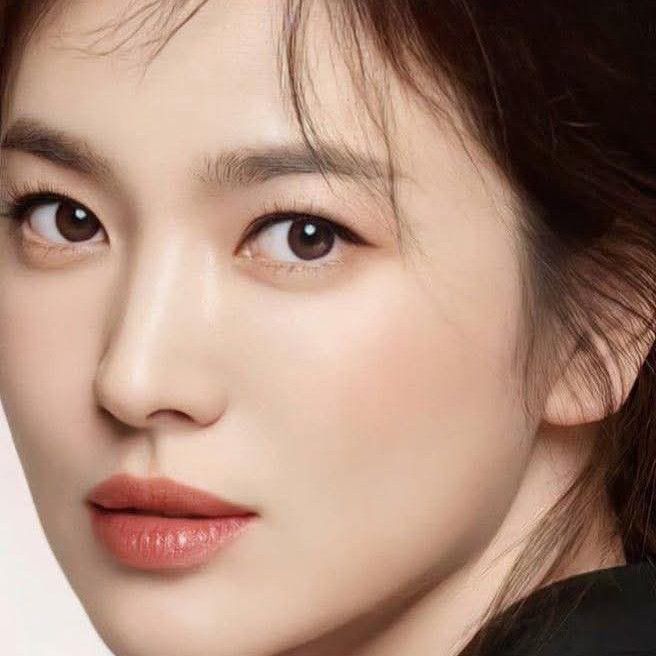 송혜교의 최신 사진