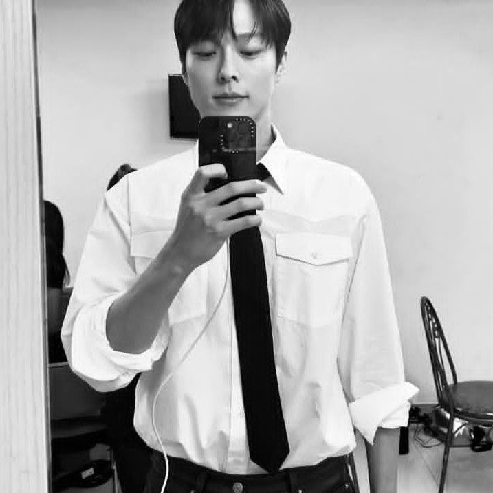 A moment captured by a fan of Jang Kiyong