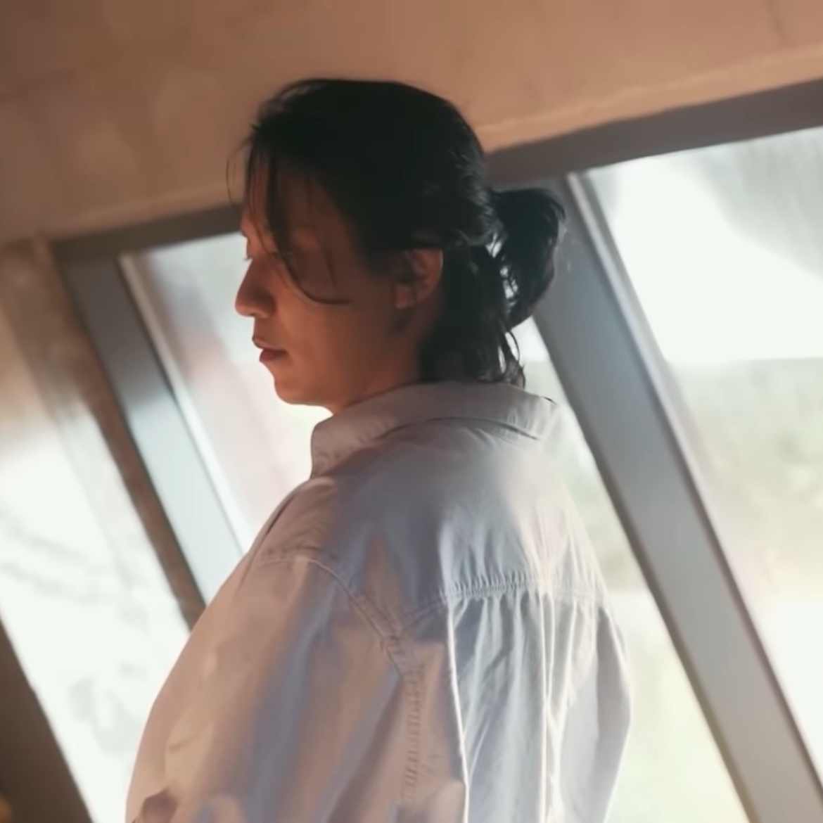 Behind-the-scenes cut of Kim Namgil