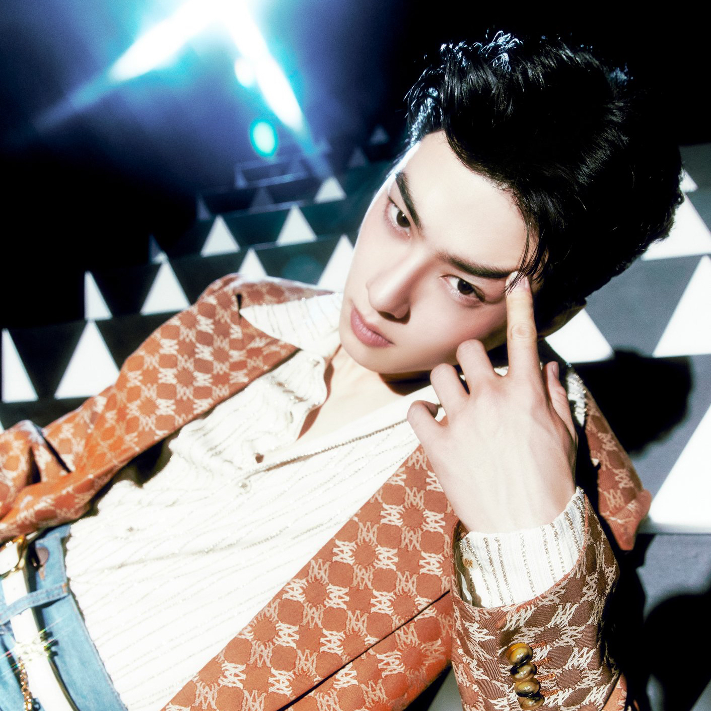 Recent activity shot of Cha Eunwoo