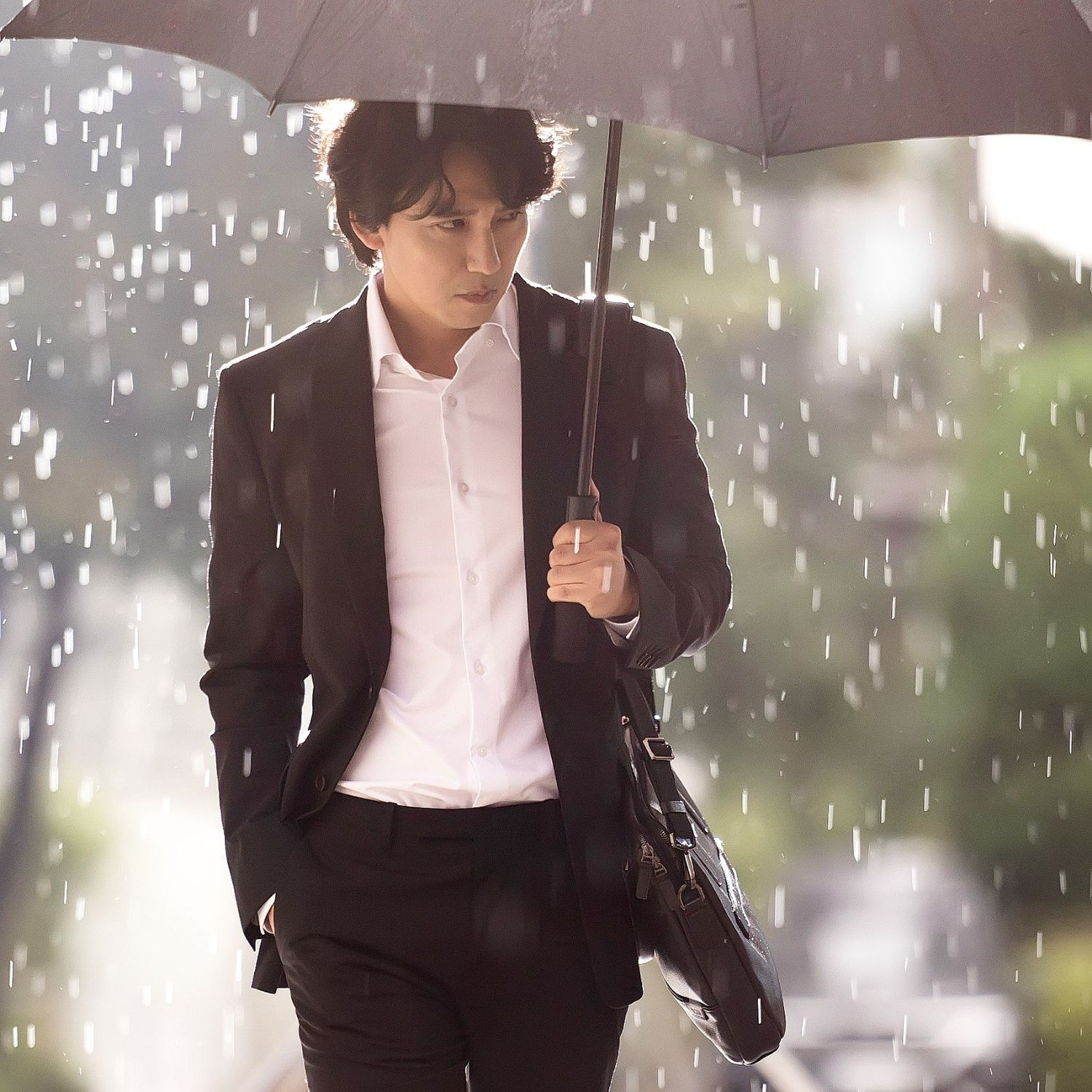 Behind-the-scenes cut of Kim Namgil