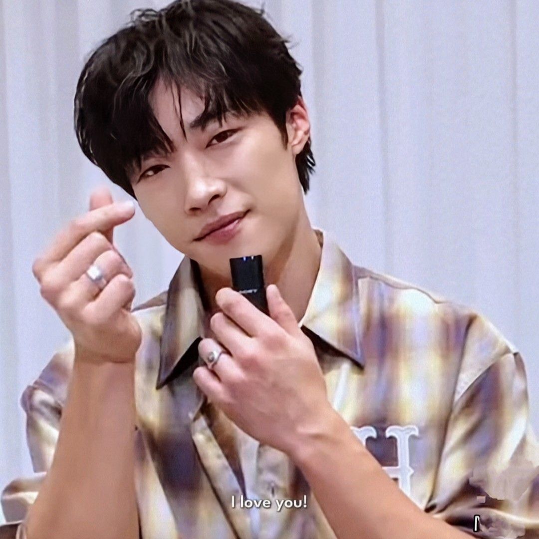 Latest photo of Woo Dohwan