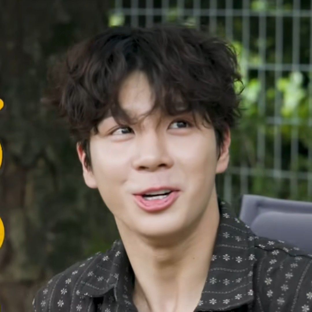 Behind-the-scenes cut of Jeong Dongwon