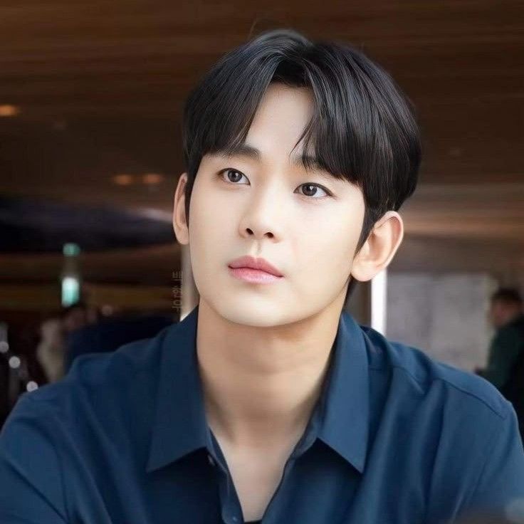 Recent activity shot of Kim Soohyun