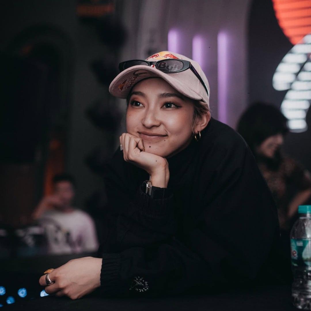 A moment captured by a fan of KYOKA