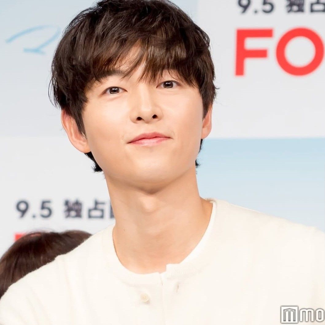 宋仲基的最新照片