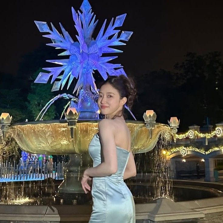 A moment captured by a fan of Lee Seyoung