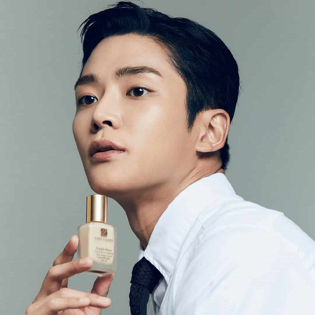 Behind-the-scenes cut of Rowoon