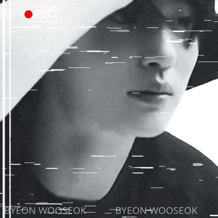 Latest photo of Byeon Wooseok