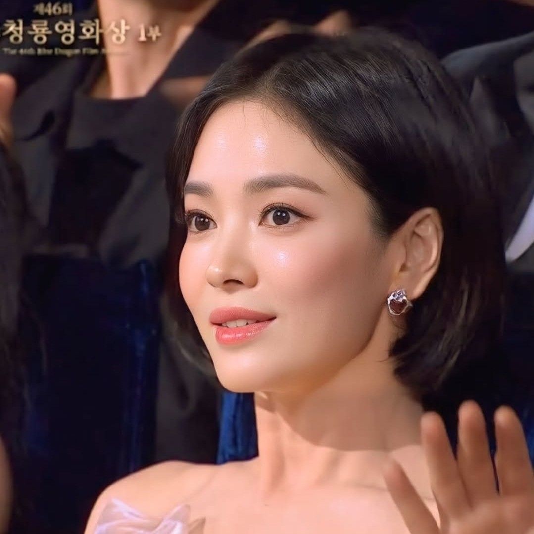 ソン・ヘギョのビハインドカット