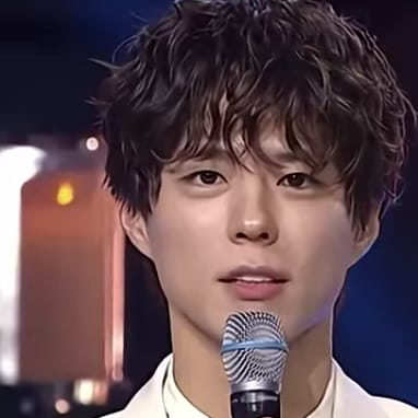 Latest photo of Park Bogum