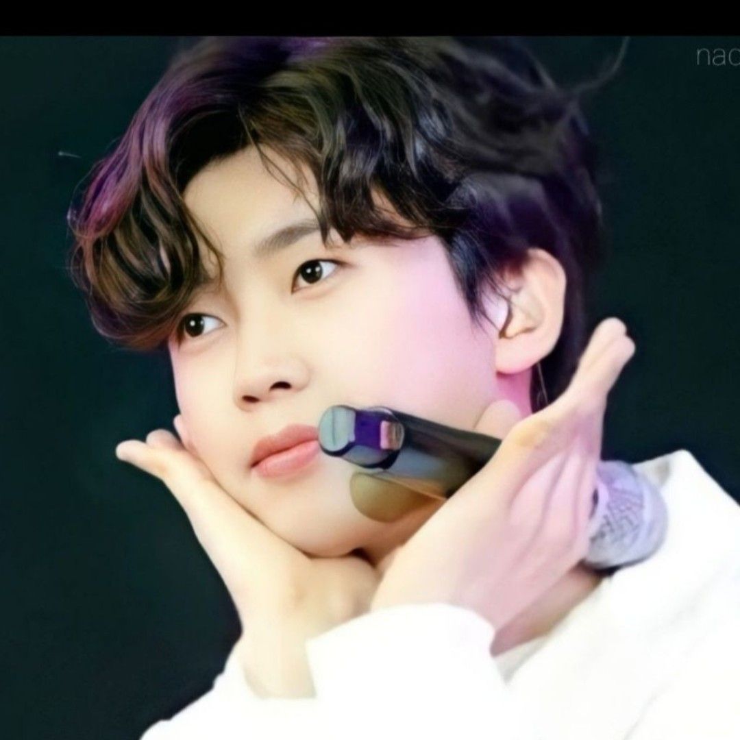 Behind-the-scenes cut of Lim Youngwoong