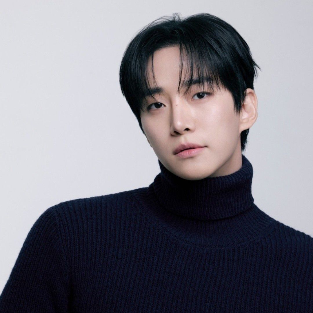 イ・ジュノのビハインドカット