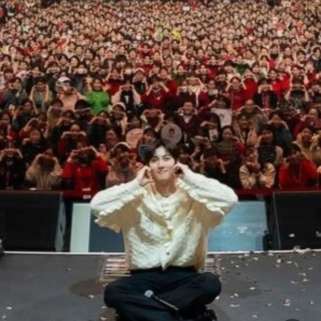 A moment captured by a fan of Ji Changwook