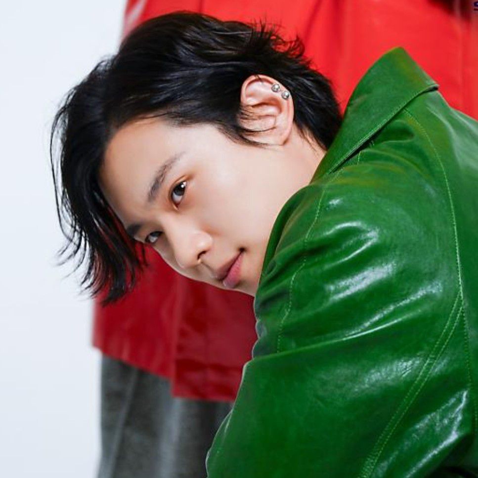 Behind-the-scenes cut of Kim Sungcheol