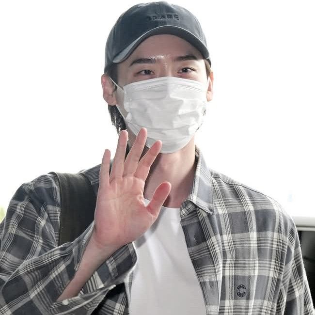 Latest photo of Lee Jongsuk