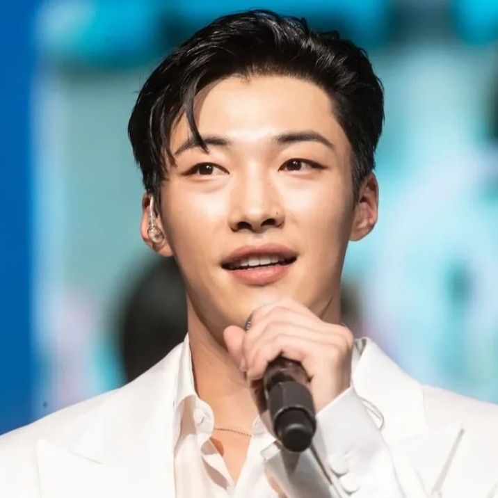 Behind-the-scenes cut of Woo Dohwan